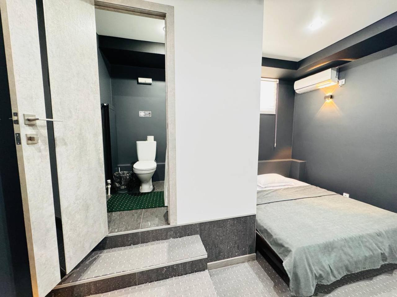 King Hotel Aqtöbe Ngoại thất bức ảnh